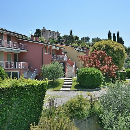 Apartment Joan Miro With Pool Bardolino Dış mekan fotoğraf