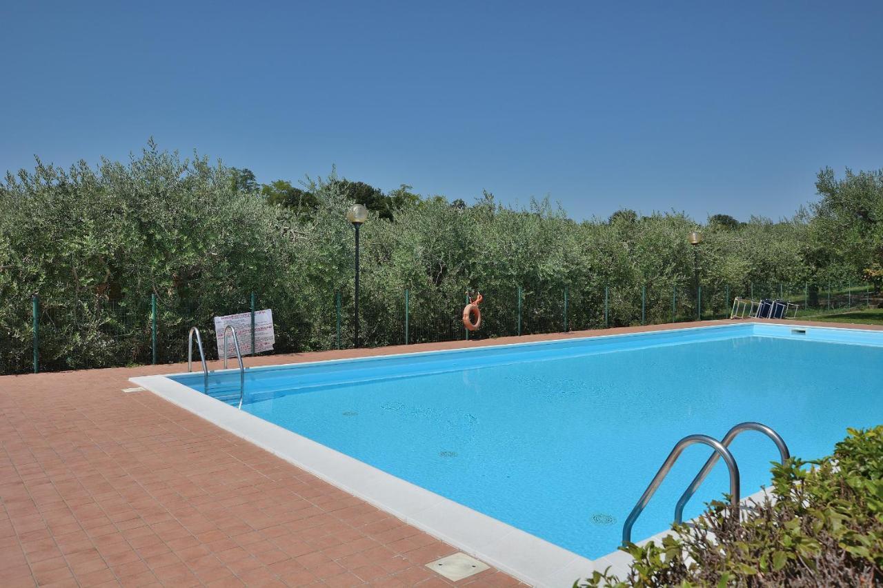 Apartment Joan Miro With Pool Bardolino Dış mekan fotoğraf